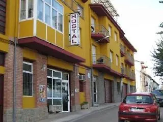 Hostal Sant Bernat Olot 2*,