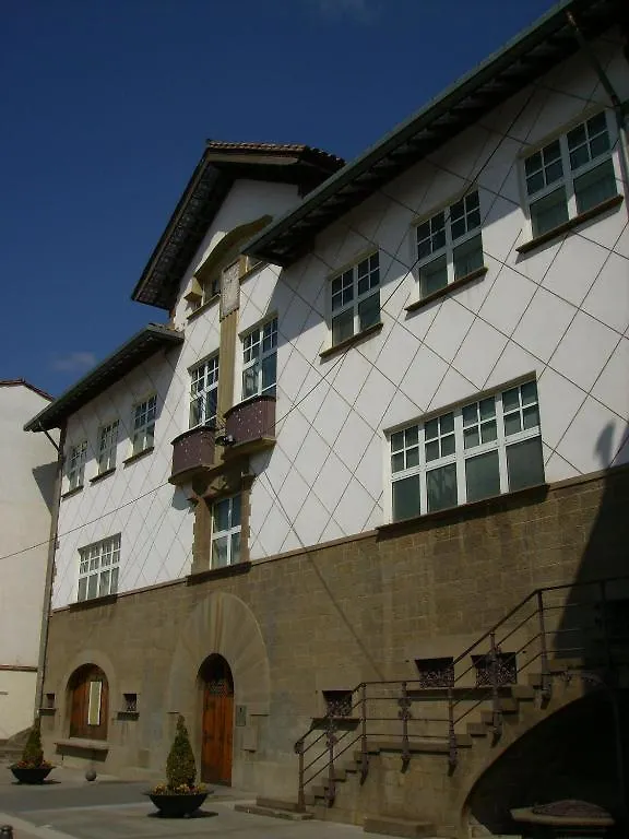 Hostal Sant Bernat Olot 2*,  España