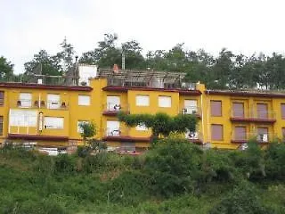 Hostal Sant Bernat Olot 2*,